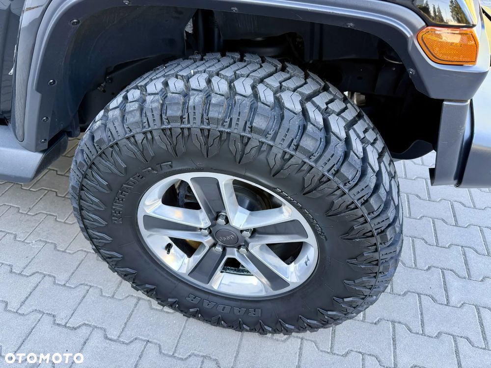 Jeep Wrangler Unlimited GME 2.0 Turbo Sahara - 33