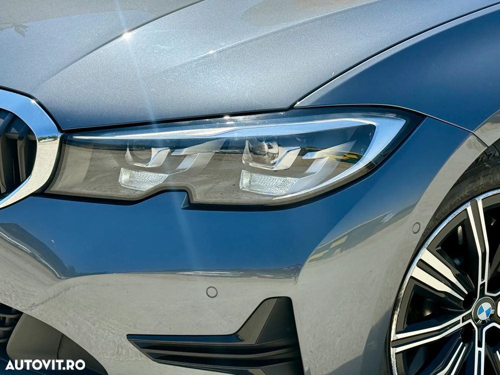 BMW Seria 3 330e Aut. Sport Line - 7