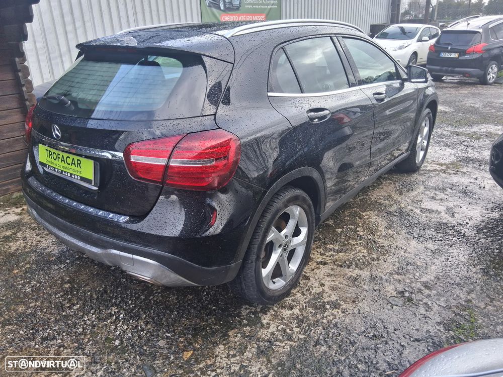 Mercedes-Benz GLA 180 CDI Urban - 4