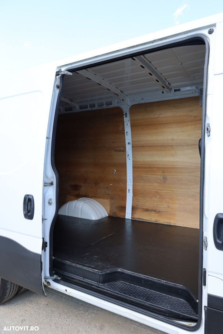 Iveco Daily L3H2 Axa Dubla 35-160 - 12