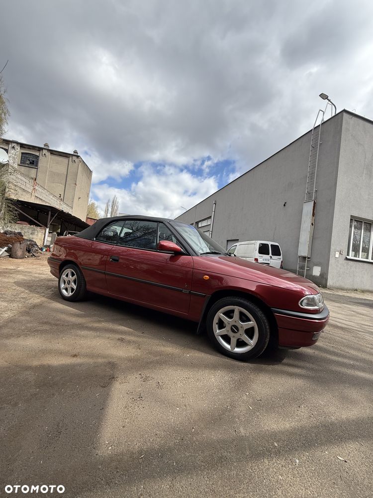 Opel Astra 1.8 16V Dream - 15