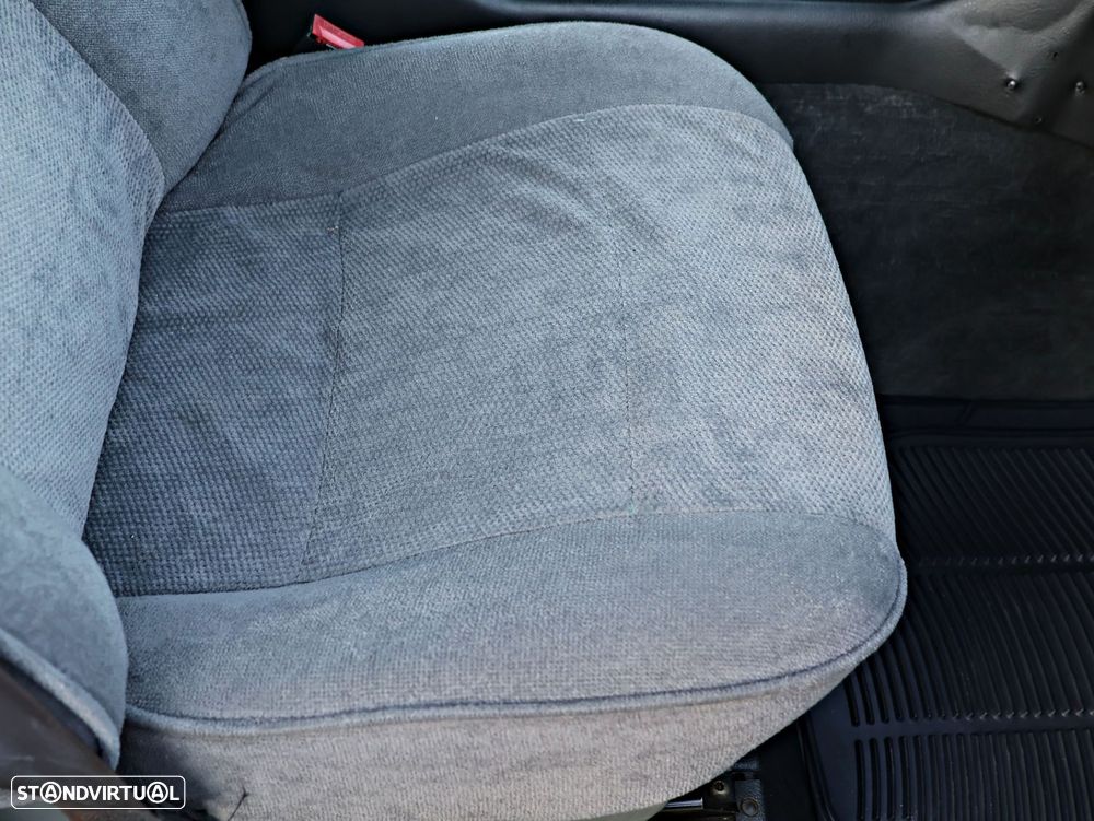 Land Rover Range Rover 2.5 TDi Classic - 26