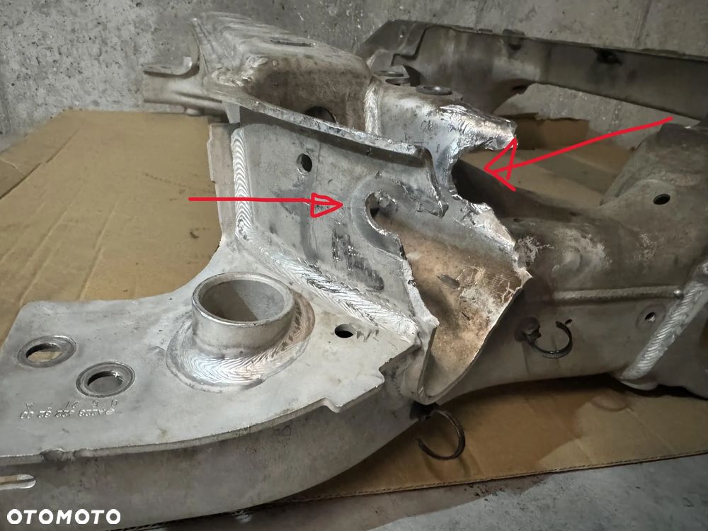 Sanki przednie Mercedes C klasa w206 - 6