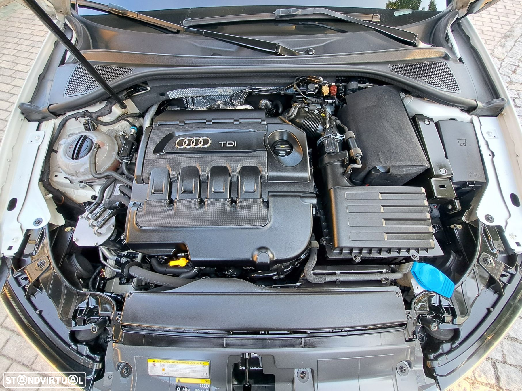 Audi A3 Sportback 1.6 TDI Attraction Ultra - 19
