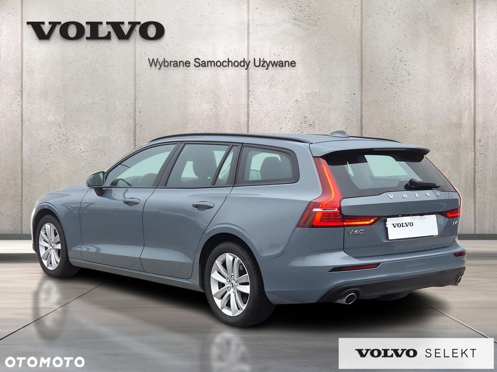 Volvo V60 B4 D Momentum - 3