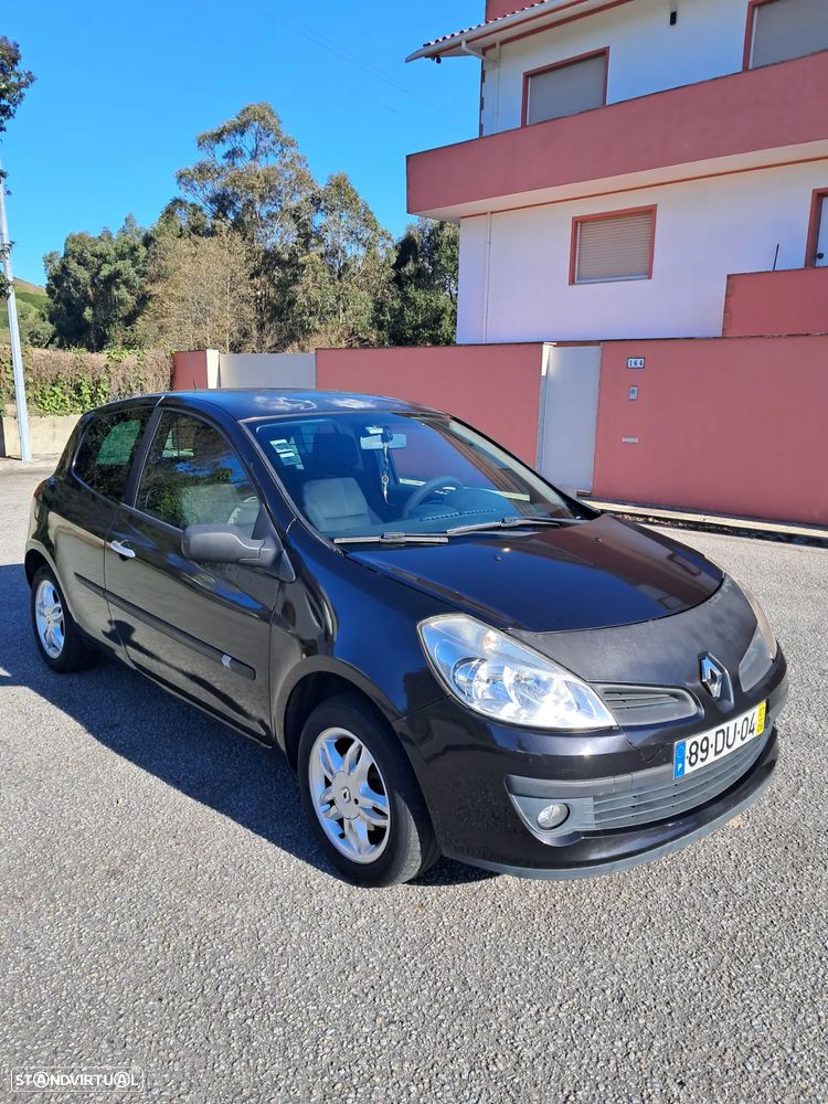 Renault Clio 1.5 dCi Dynamique - 2