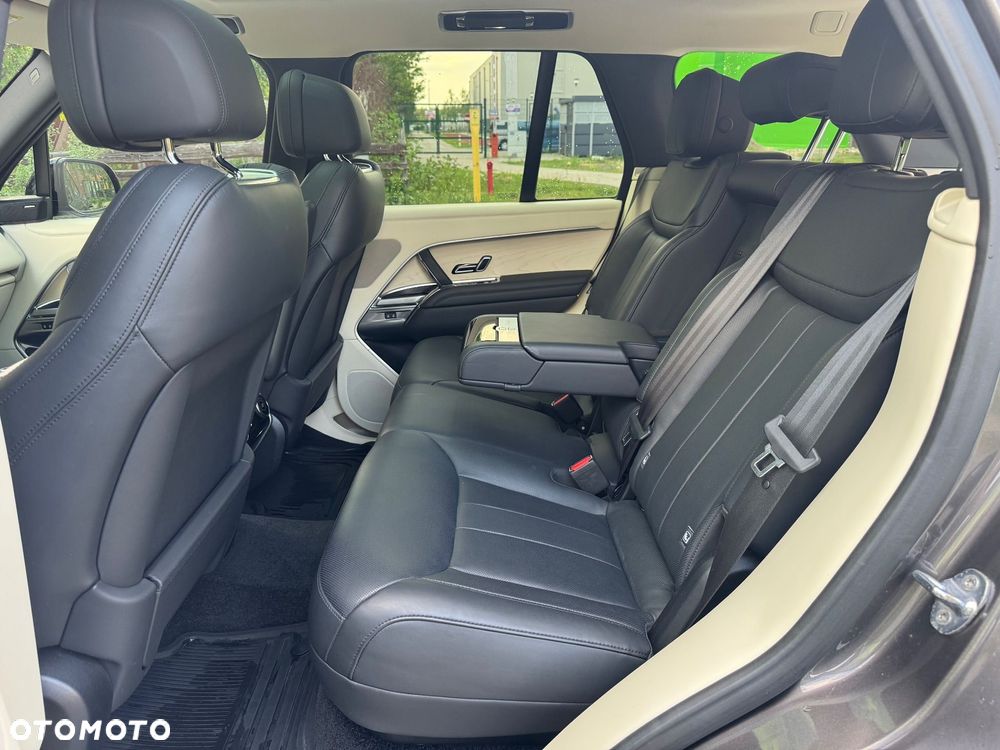 Land Rover Range Rover - 32
