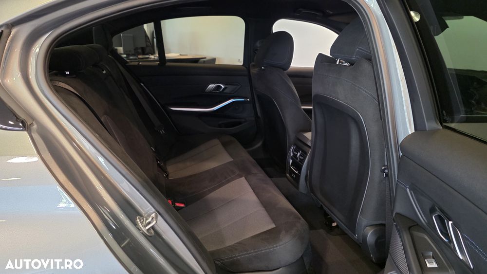 BMW Seria 3 330e xDrive AT PHEV - 11
