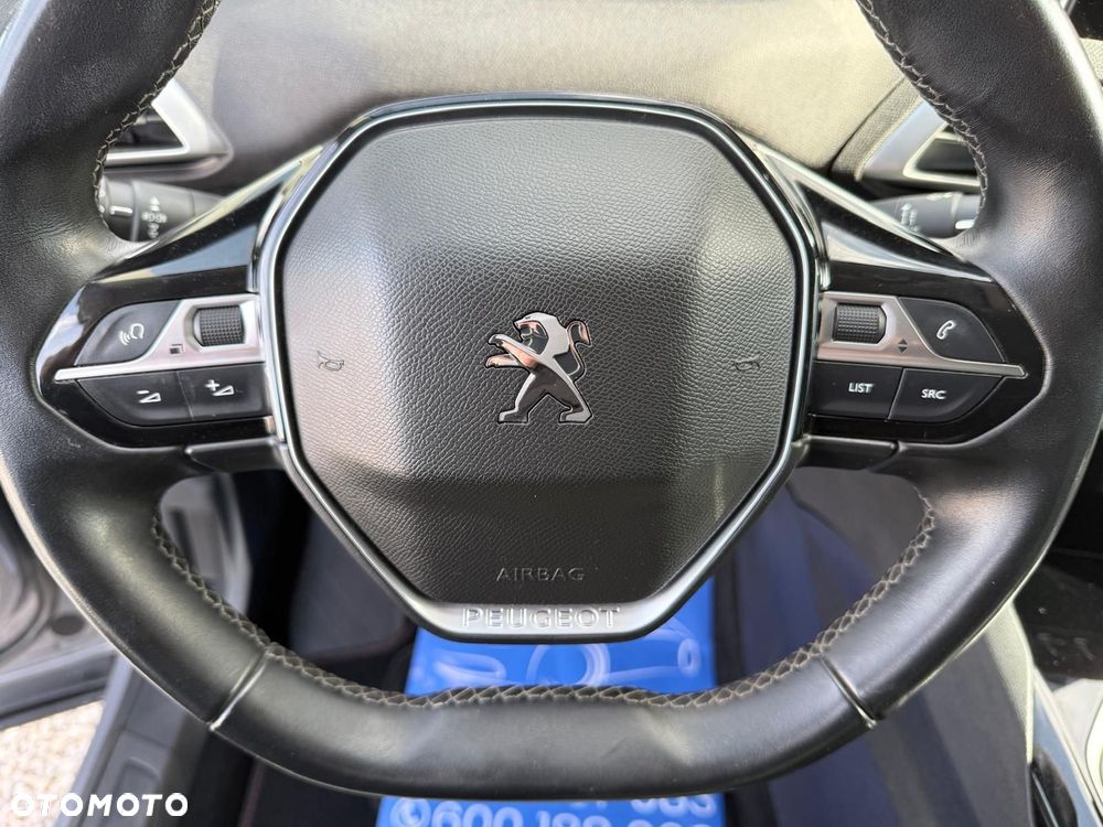 Peugeot 5008 1.2 PureTech Active Pack S&S - 24