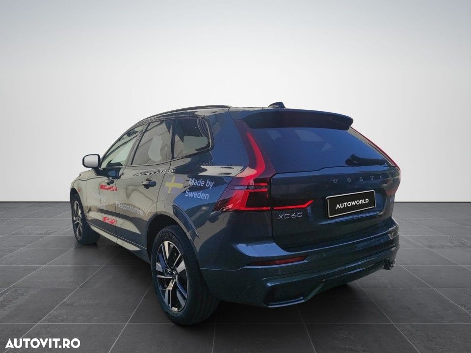 Volvo XC 60 B5 AT AWD MHEV Plus Dark - 4