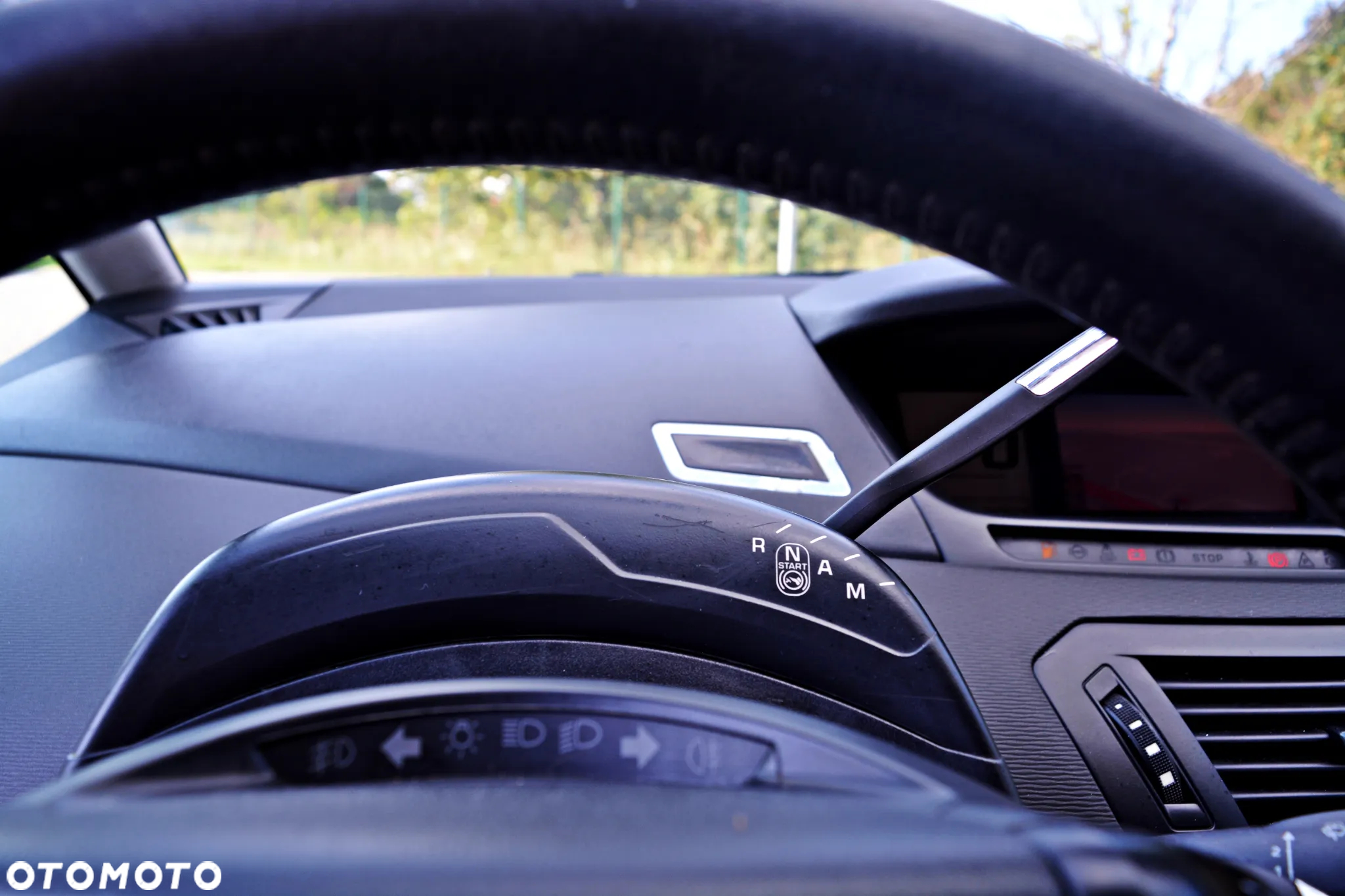 Citroën C4 Picasso 1.6 HDi FAP EGS6 C-Chic - 8