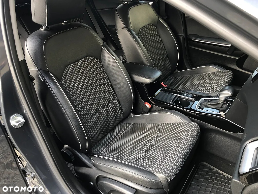Kia Ceed 1.5 T-GDI L Business Line DCT - 37
