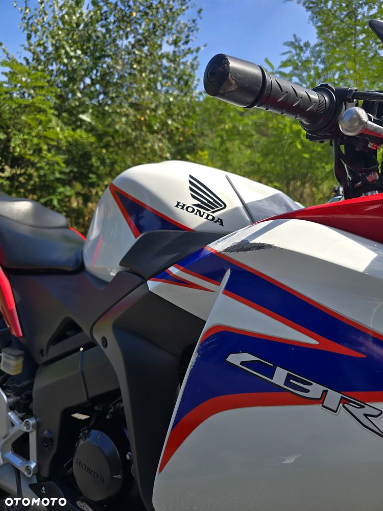 Honda CBR - 15