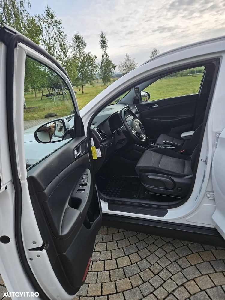 Hyundai Tucson 1.6 CRDi 4WD 7DCT Style - 9