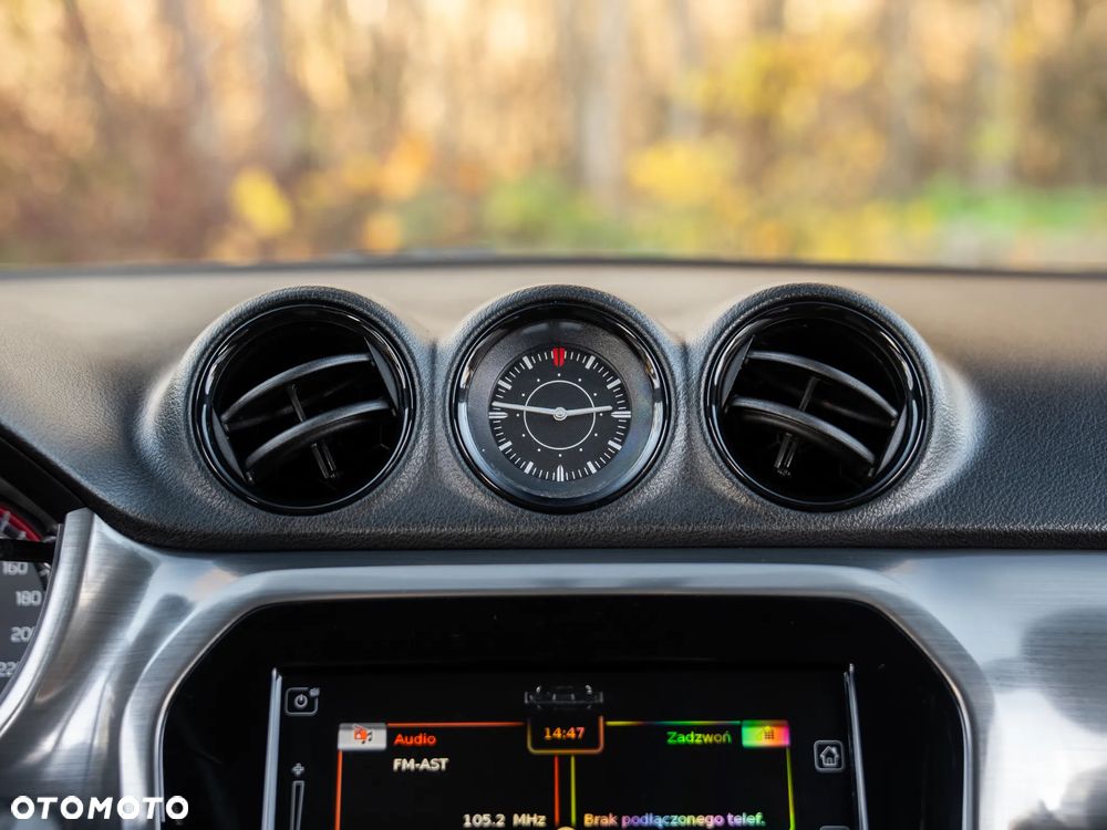 Suzuki Vitara 1.4 Boosterjet Premium 4WD - 41