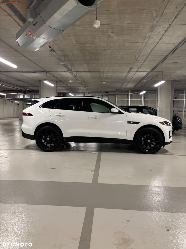 Jaguar F-Pace - 6