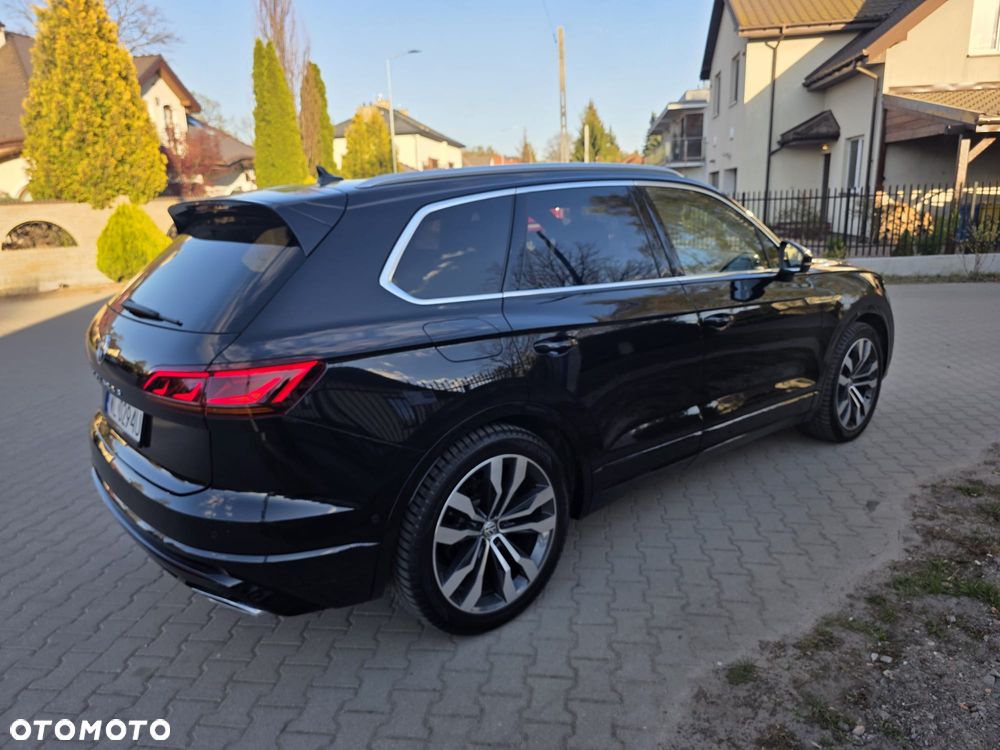 Volkswagen Touareg 3.0 V6 TDI SCR 4Mot R-Line - 9