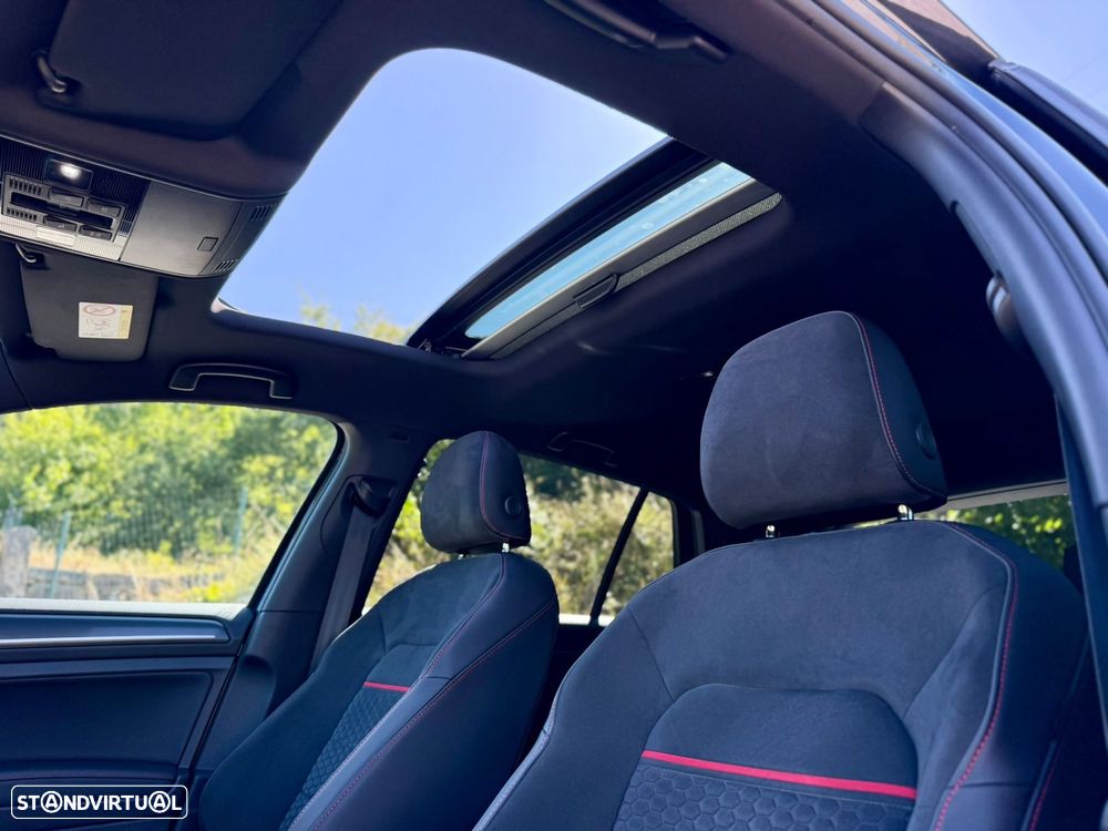 VW Golf 2.0 TSI GTI DSG Performance - 47