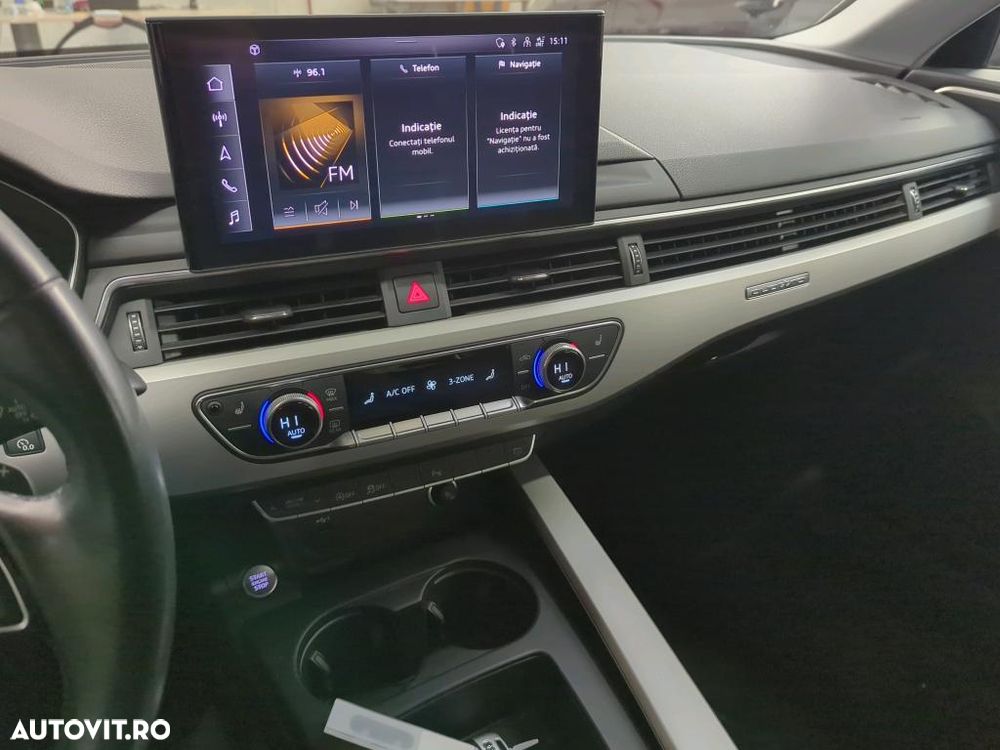 Audi A4 2.0 40 TFSI quattro S tronic MHEV Basic - 7