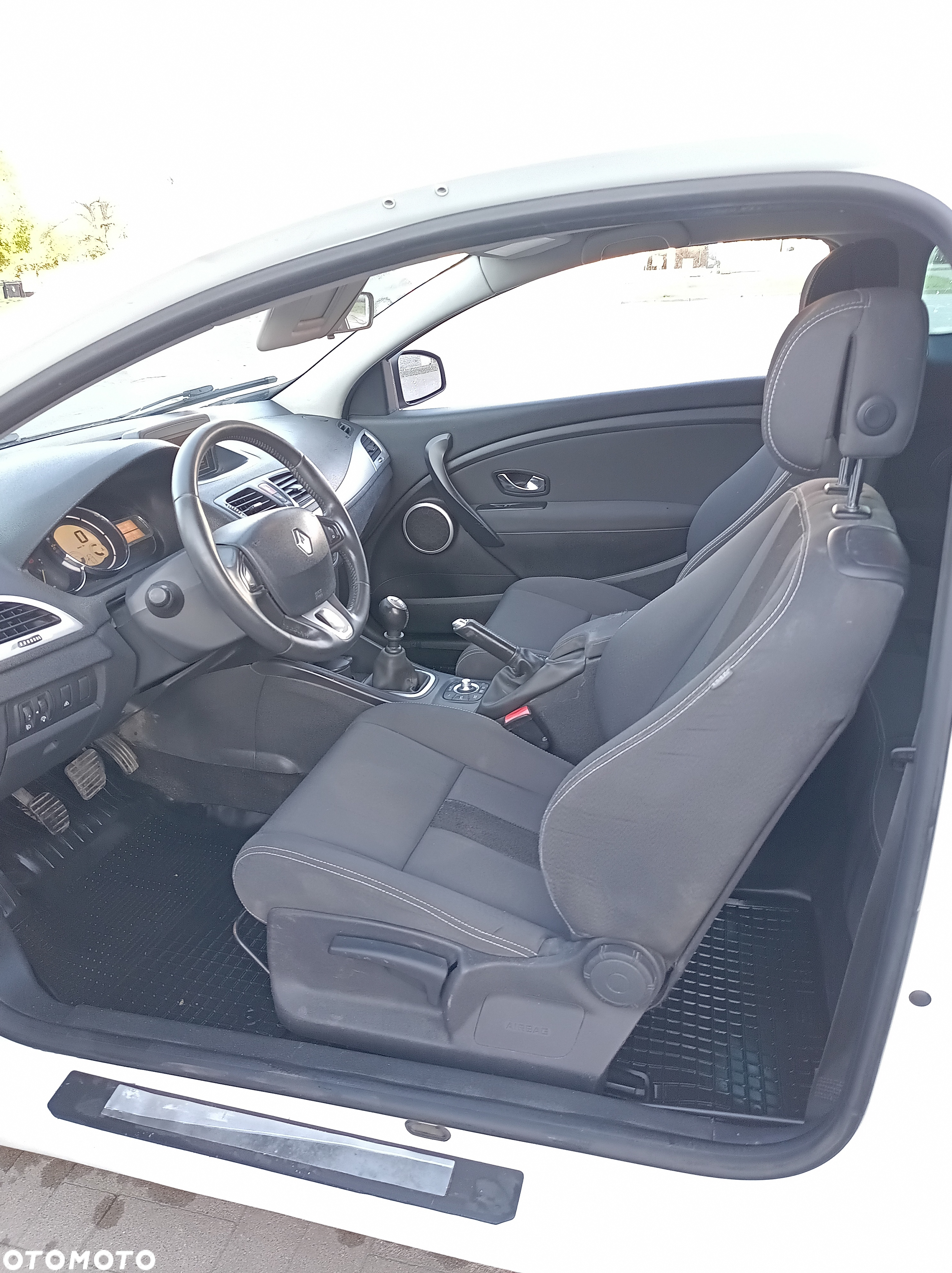 Renault Megane 1.9 dCi Dynamique Euro5 - 14