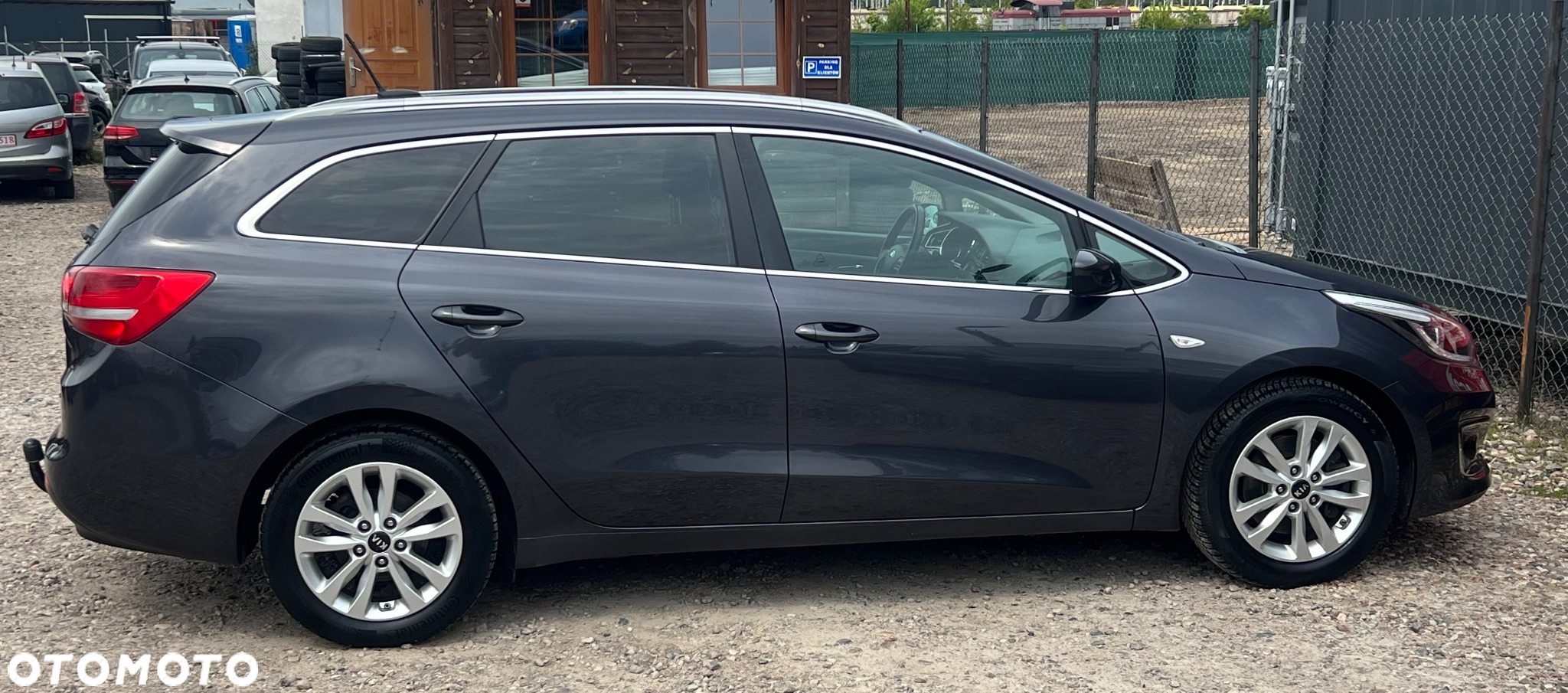 Kia Ceed - 27