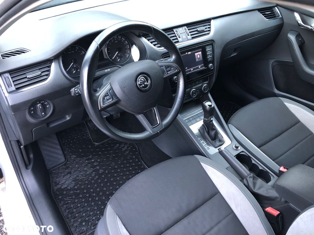 Skoda Octavia 1.4 TSI Joy DSG - 21