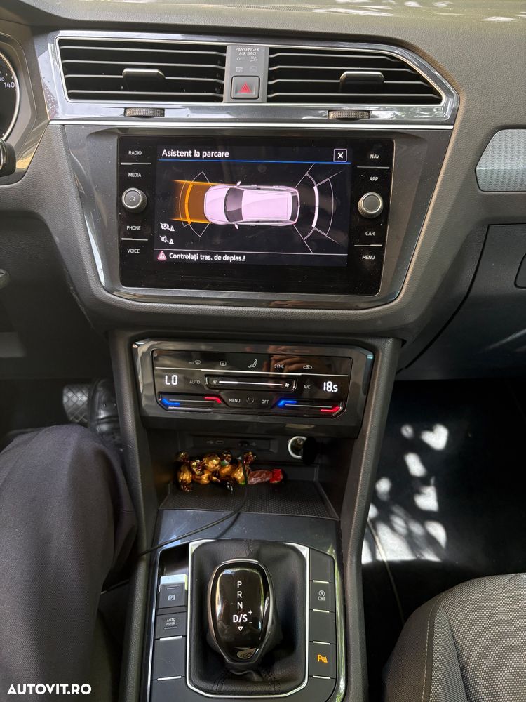 Volkswagen Tiguan - 9