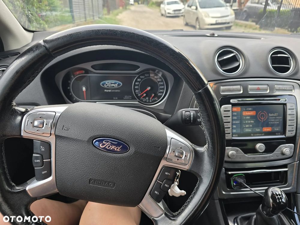 Ford Mondeo 2.0 Ambiente - 15
