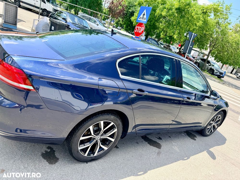 Volkswagen Passat 2.0 TDI DSG Comfortline - 4