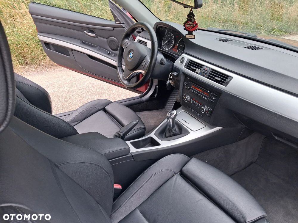 BMW Seria 3 320d DPF Blue Performance Edition Fleet - 17
