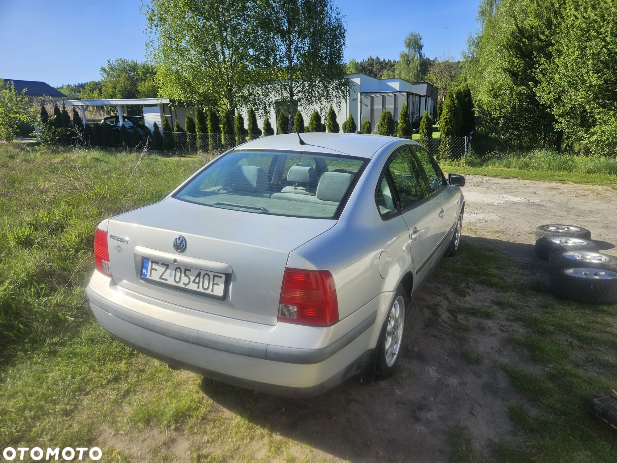 Volkswagen Passat 1.6 Comfortline - 3