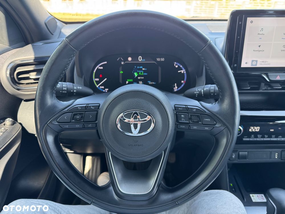 Toyota Yaris Cross Hybrid 1.5 Style - 17