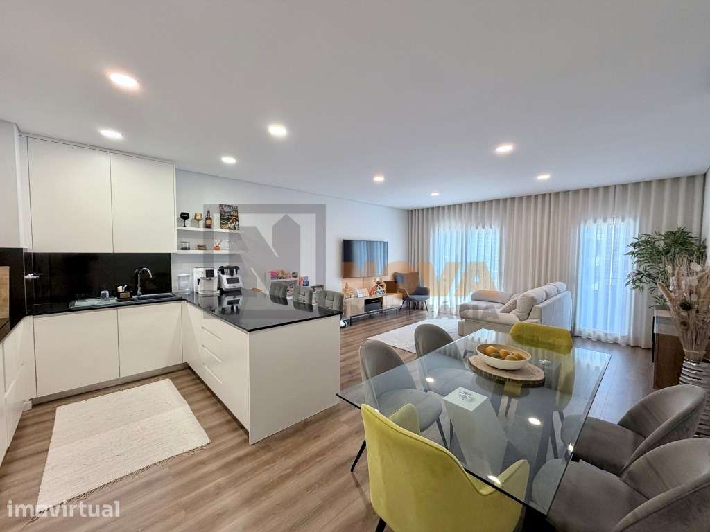 Apartamento T3 Moderno em Famões | 155 m² | Excelente Exposição Sol... - Grande imagem: 4/19
