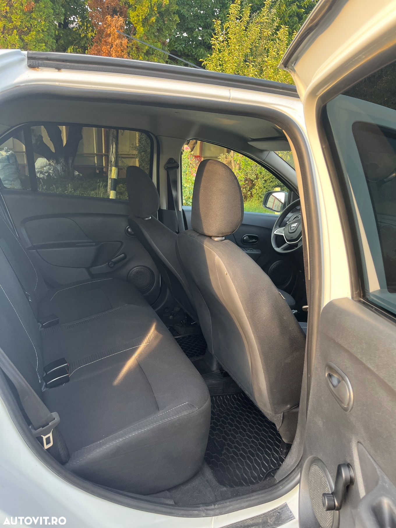 Dacia Logan - 8
