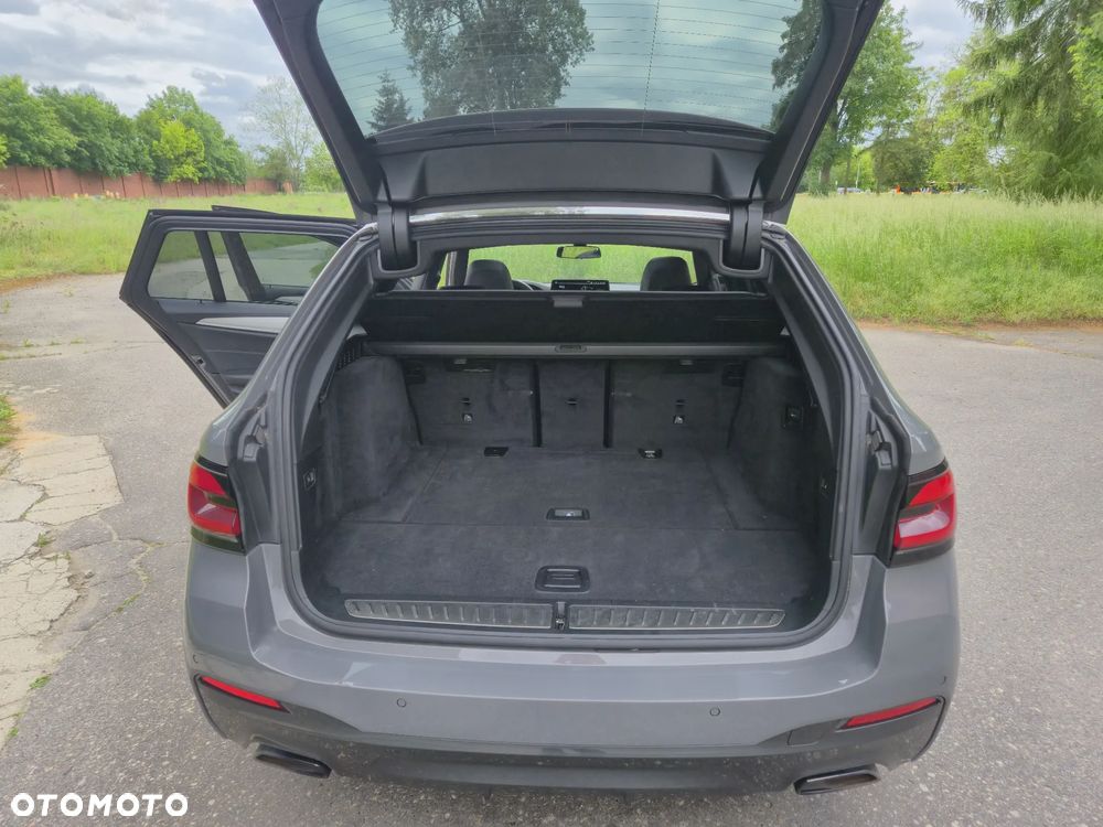 BMW Seria 5 520d xDrive mHEV M Sport sport - 27