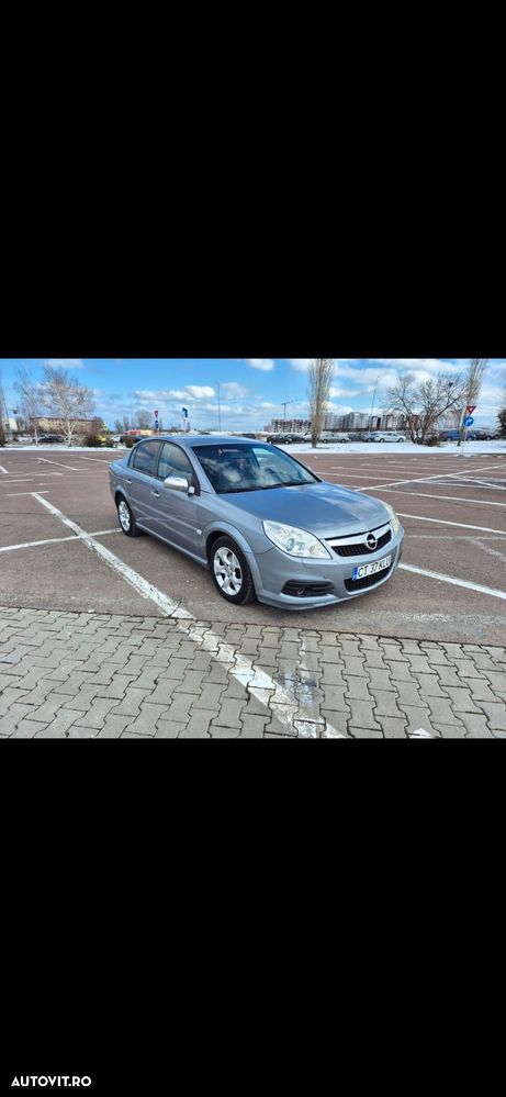 Opel Vectra 1.9 CDTI Essentia - 1