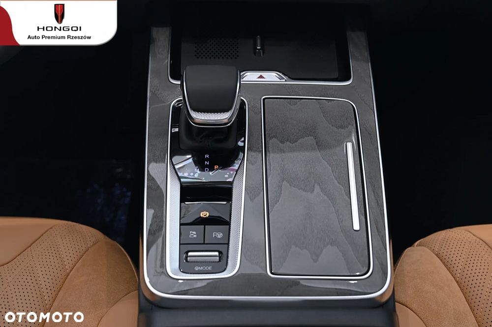 Hongqi HS5 2.0T AWD - 17