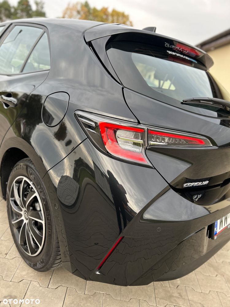 Toyota Corolla - 16