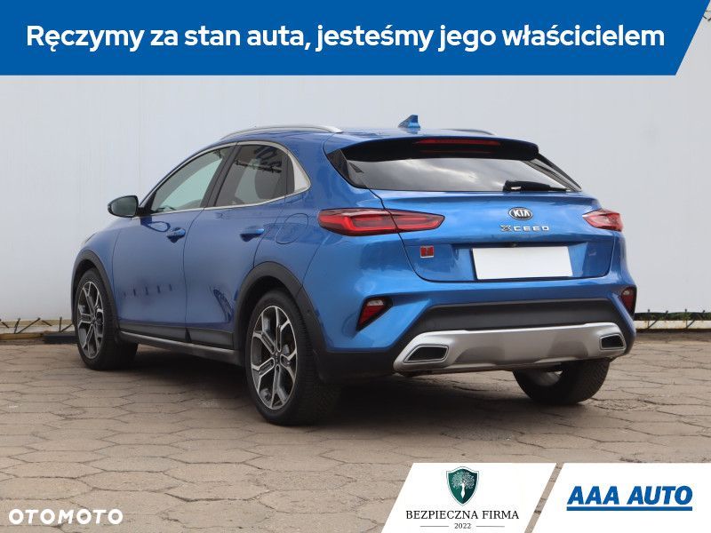 Kia XCeed - 6