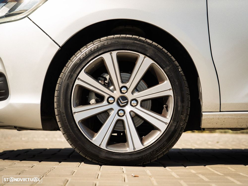 Citroën C4 1.2 PureTech Feel - 24