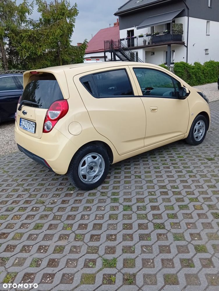Chevrolet Spark 1.0 LT - 9