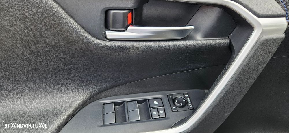 Toyota RAV4 2.5 HDF Square Collection - 20