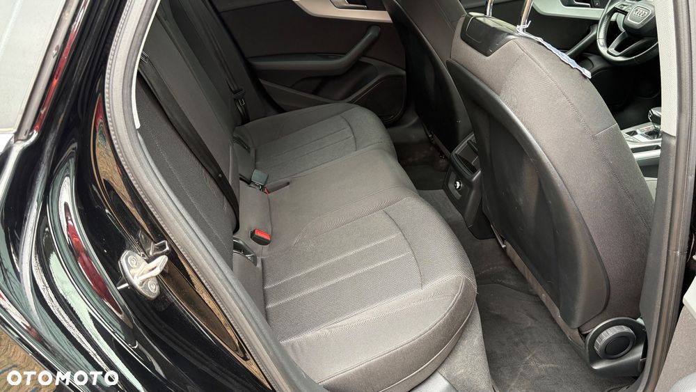 Audi A4 Limousine 2.0 TDI Sport S tronic - 28