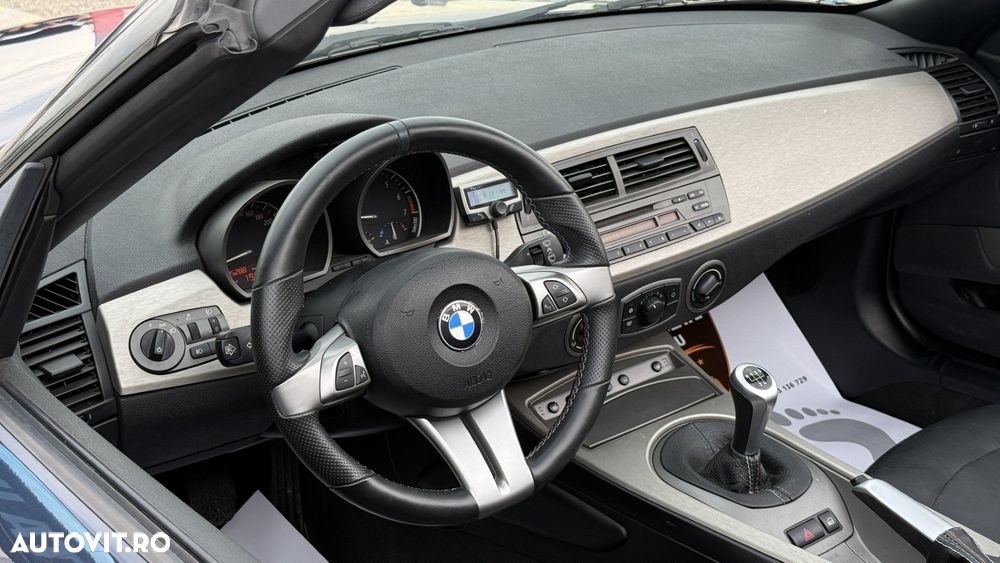 BMW Z4 roadster 2.2i - 13