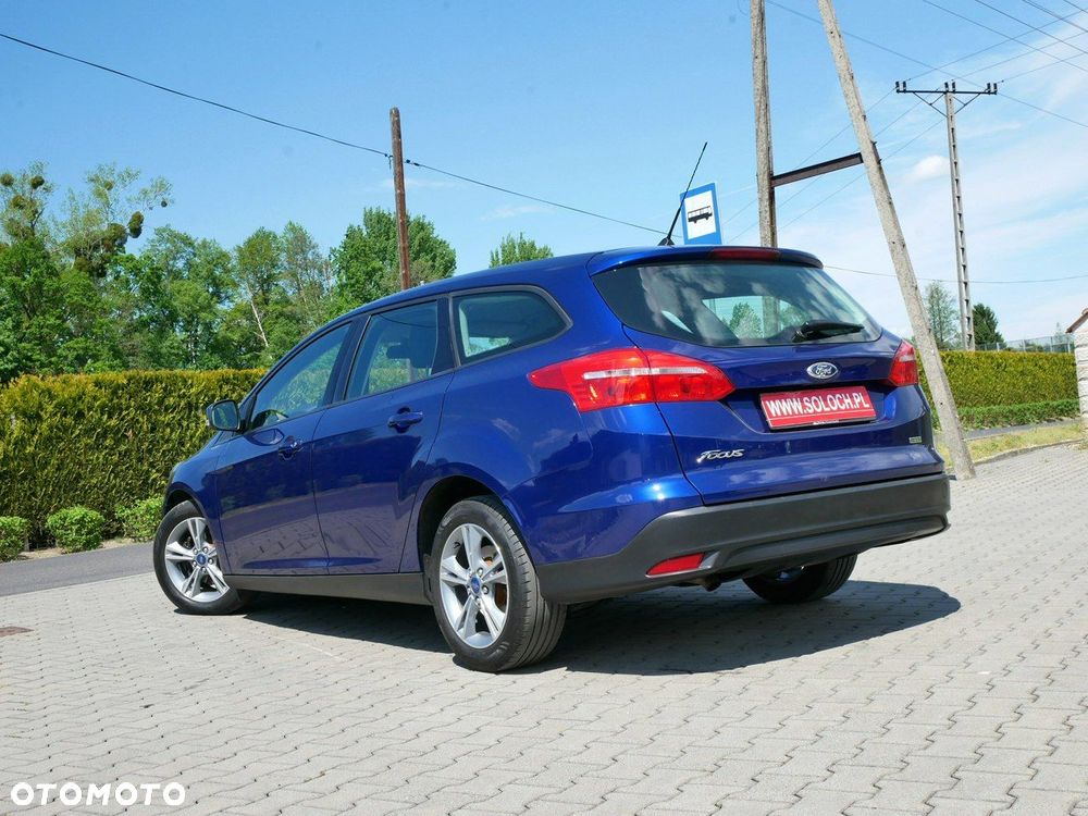 Ford Focus 1.0 EcoBoost Trend Edition - 11