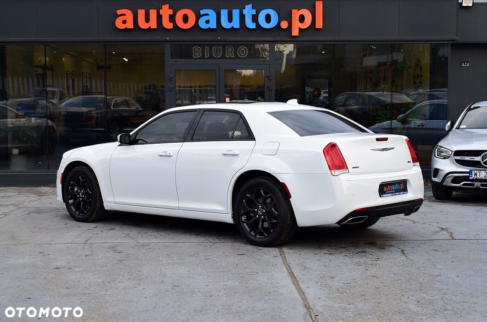 Chrysler 300 - 21