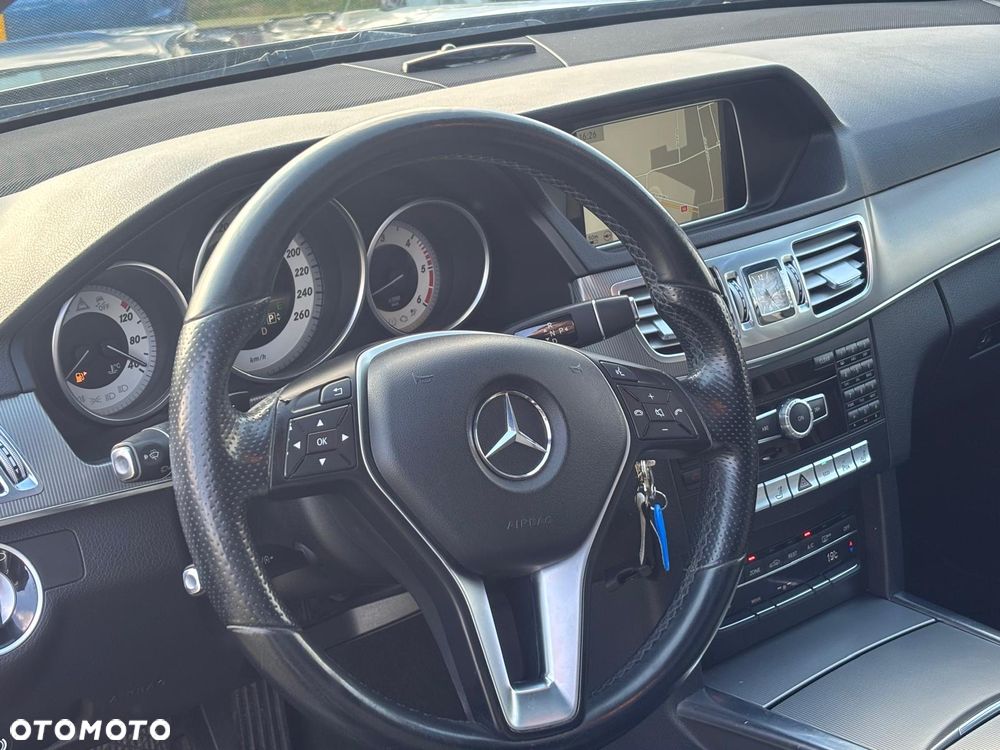 Mercedes-Benz Klasa E 350 BlueTEC 4-Matic Elegance - 22