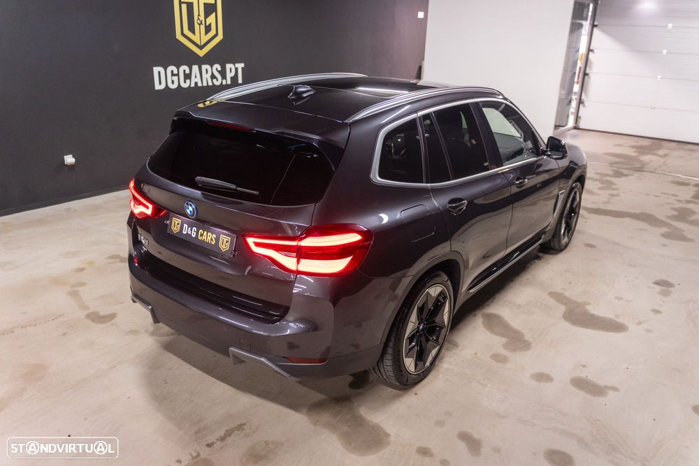 BMW iX3 Inspiring - 4