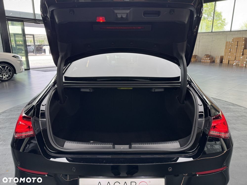 Mercedes-Benz CLA 200 mHEV Progressive 7G-DCT - 19