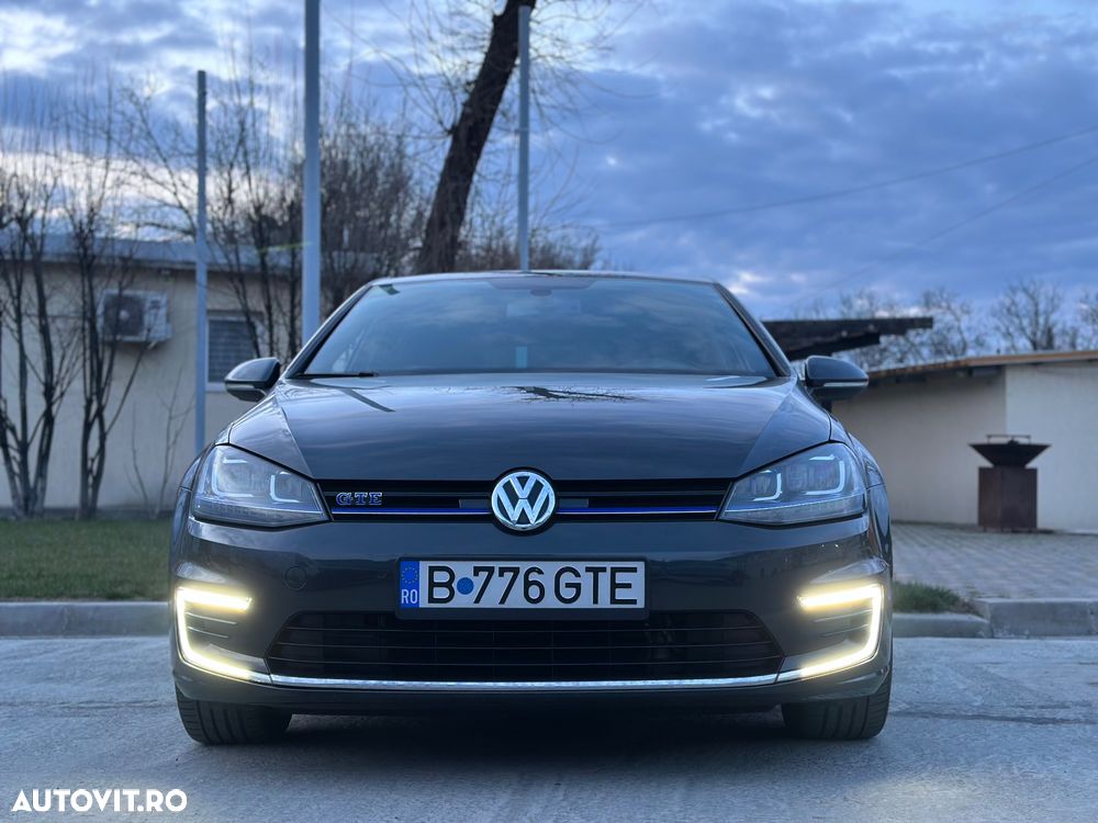 Volkswagen Golf - 35
